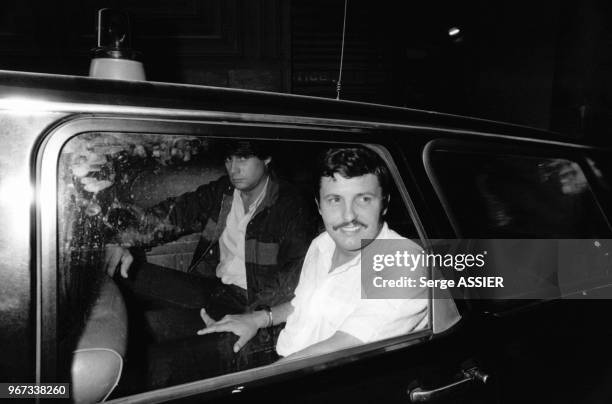 Charles Cavallo arrivant en voiture à son procès lors de l'affaire de la tuerie d'Auriol le 31 août 1981 à Marseille, France.