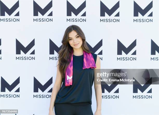 Hailee Steinfeld keeps cool with Mission on June 4, 2018 in Hollywood, California.