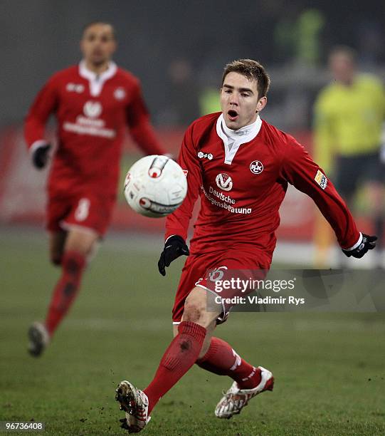 Kaiserslautern's Erik Jendrisek in action during the Second Bundesliga match between MSV Duisburg and 1. FC Kaiserslautern at MSV Arena on February...