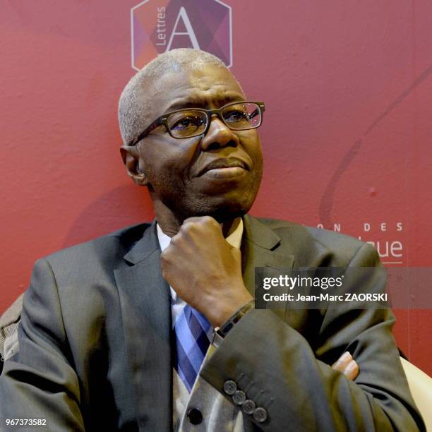 Portrait du philosophe sénégalais Souleymane Bachir Diagne, professeur de langue française à la Columbia University et spécialiste de l'histoire des...