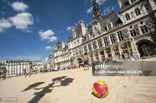 Volley ball in Paris Plage, summer manifestation. Hotel de Ville square, transformed into beach during summer.