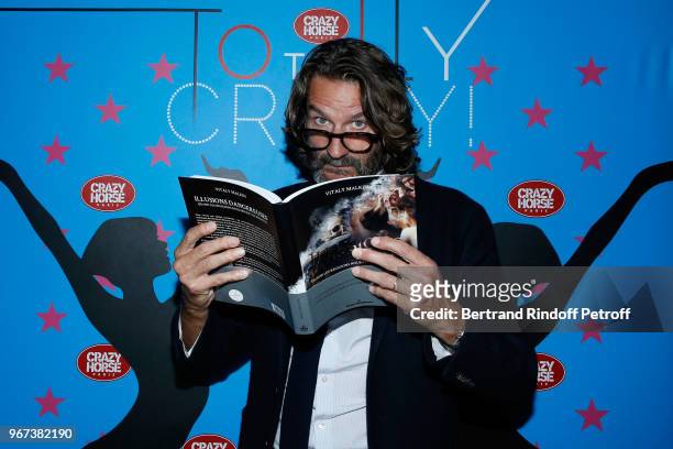Autor of the preface of the book "Illusions dangereuses", Frederic Beigbeder attends the "Illusions Dangereuses" Release Party - Vitaly Malkin @Crazy...