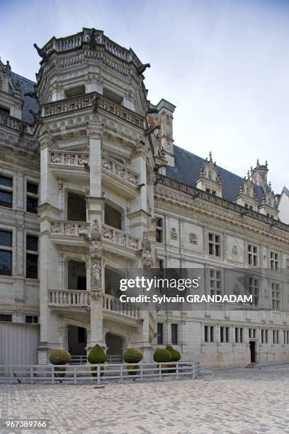 Blois castle,. . France, The spiraling stairway in the François I wing combines the French tradition with Italian influence.