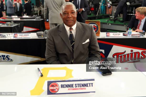 Stennett Rey Rennie Stennett Photos and Premium High Res Pictures - Getty Images