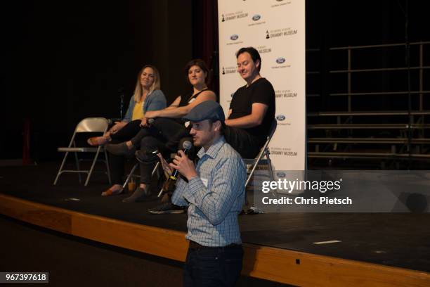 With the GRAMMY Museum's Patrick Lundquist in the audience , singer and YouTube artist Evynne Hollens, Vickie Infinito from the Hult Center for the...