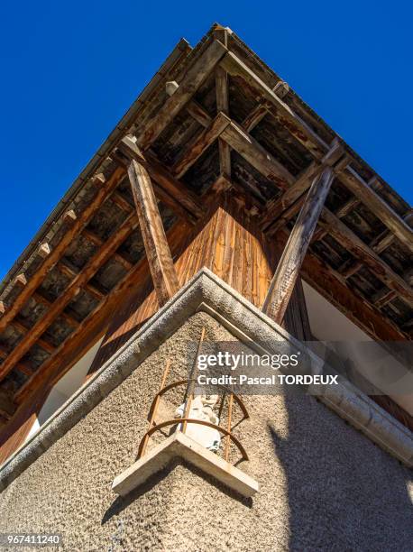 Village le plus haut d'Europe perché à 2042 mètres d'altitude.