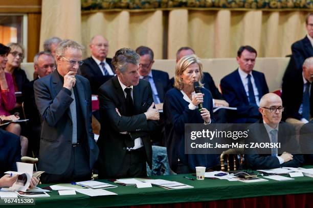 La 155eme vente aux enchères des vins des Hospices de Beaune, l'une des plus célèbres manifestations de charité au monde, en présence du député-maire...