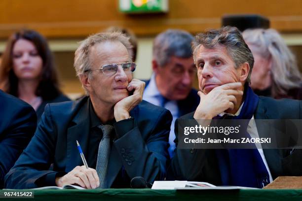 Le député-maire de Beaune Alain Suguenot et l'acteur français Christophe Lambert, invité d'honneur cette année de la 155eme vente aux enchères des...