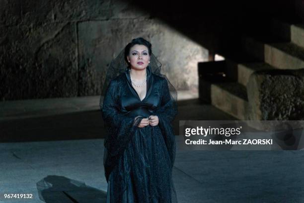 La soprano chinoise Hui He dans « Il Trovatore » de Giuseppe Verdi, un opera en quatre actes mis en scène par Charles Roubaud, sous la direction...