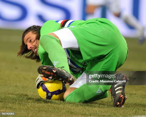 Marco Storari of UC Sampdoria in action during the Serie A match between UC Sampdoria and ACF Fiorentina at Stadio Luigi Ferraris on February 13,...