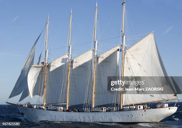 Les Voiles de L??gende 2013, avec sur cette image le prestigieux quatre mats goelette Santa Maria Manuela battant pavillon portugais ?? Toulon en...