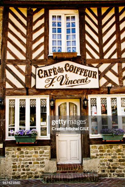 Café du coiffeur', Beuvron en Auge, Calvados, France.