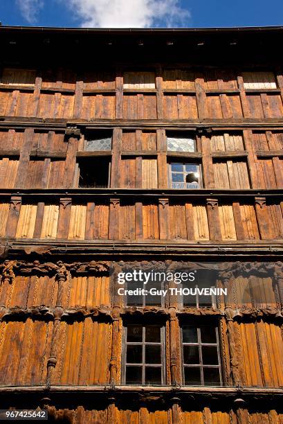 Maison en bois de la Renaissance, place du Marché aux Herbes, Macon.