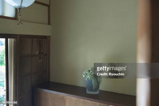 ikebana and  flower arrangement - otaku stock pictures, royalty-free photos & images