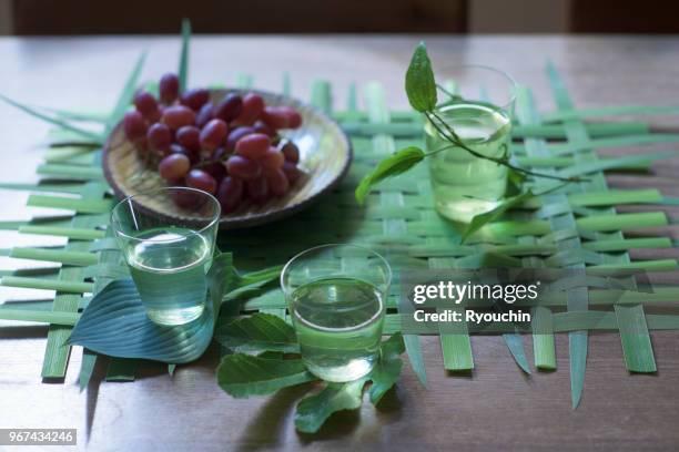 ikebana and  flower arrangement - otaku stock pictures, royalty-free photos & images