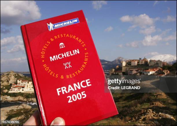 Il ne doit pourtant paraitre que le 3 mars 2005. Le guide michelin est deja en vente a calvi en corse. La 96 eme edition du celebre guide...