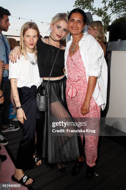 Aino Laberenz, Caro Daur and Leyla Piedayesh during the MAC Cosmetics X Caro Daur 'Oh, Sweetie' Collection Launch in Berlin at Hotel Zoo on June 4,...