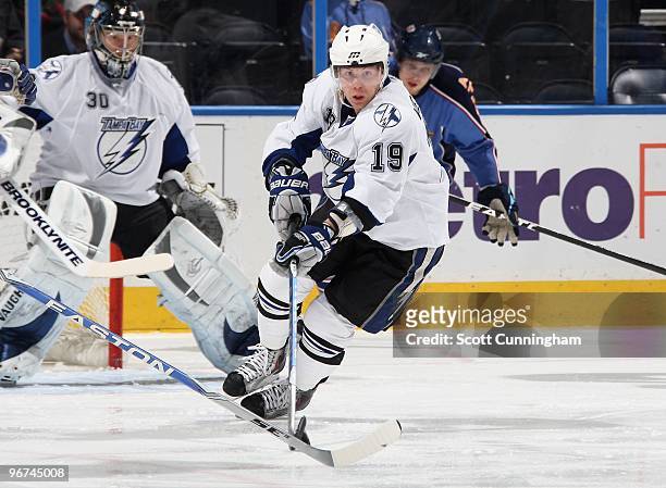 Stephane Veilleux of the Tampa Bay Lightning carries the puck against the Atlanta Thrashers at Philips Arena on February 2, 2010 in Atlanta, Georgia.