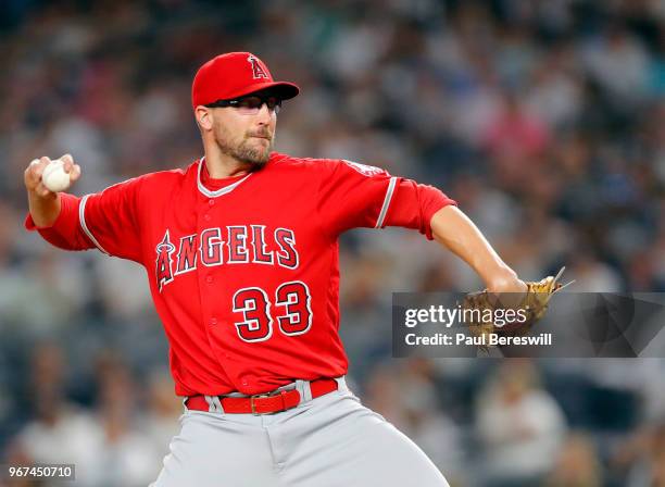 Pitcher Jim Johnson of the Los Angeles Angels pitches in an MLB baseball game against the New York Yankees on May 25, 2018 at Yankee Stadium in the...