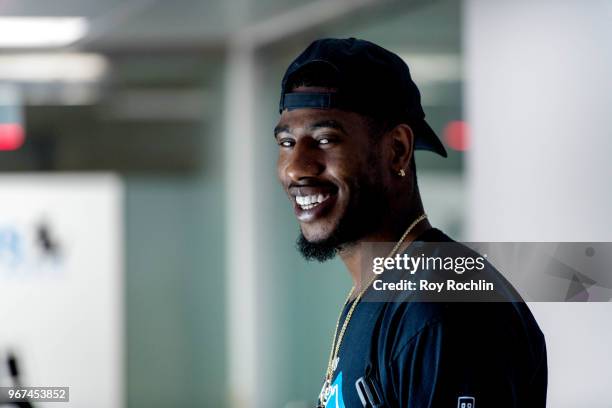 S Sacramento Kings No.9 Iman Shumpert visits SiriusXM Studios on June 4, 2018 in New York City.