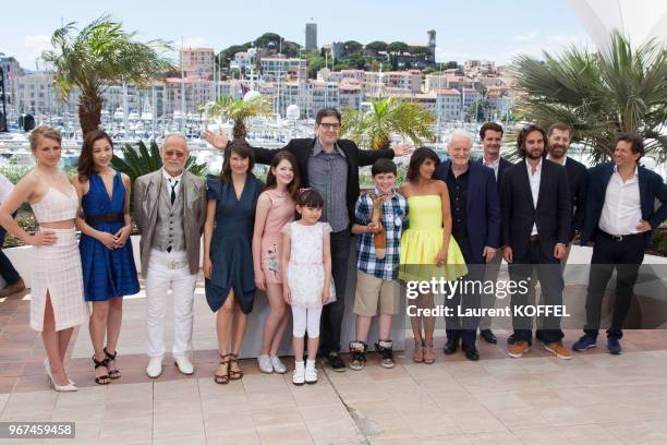 Mark Osborne, Mackenzie Foy, Riley Osborne, Masahiko Tsugawa, Asaka Seto, Rio Suzuki, Dimitri Rassam, Aton Soumache, Florence Foresti, André...