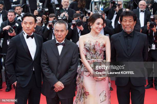 Acteur Chang Chen, l'actrice Shu Qi et le réalisateur Hou Hsiao-Hsien lors de la première du film 'La glace et le ciel' et de la cérémonie de clôture...