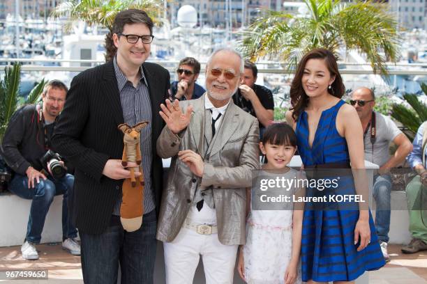 Asaka Seto, Rio Suzuki, Masahiko Tsugawa et Mark Osborne lors du photocall du film 'Le Petit Prince' pendant le 68eme Festival du Film Annuel au...