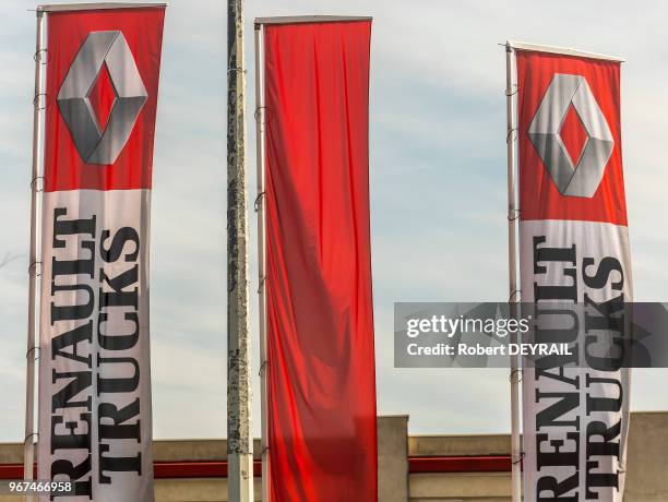 Usine Renault Trucks filiale française du groupe AB Volvo, le 29 avril 2015 à Venissieux, France.