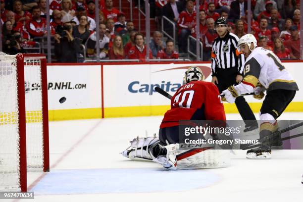 Reilly Smith of the Vegas Golden Knights scores a third-period goal past Braden Holtby of the Washington Capitals in Game Four of the 2018 NHL...