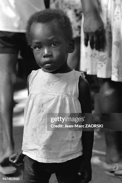 Scène de vie quotidienne sur le marché de Victoria, sur l'île de Mahé, principale île de l'archipel des Seychelles dans l'océan Indien, le 24 août...