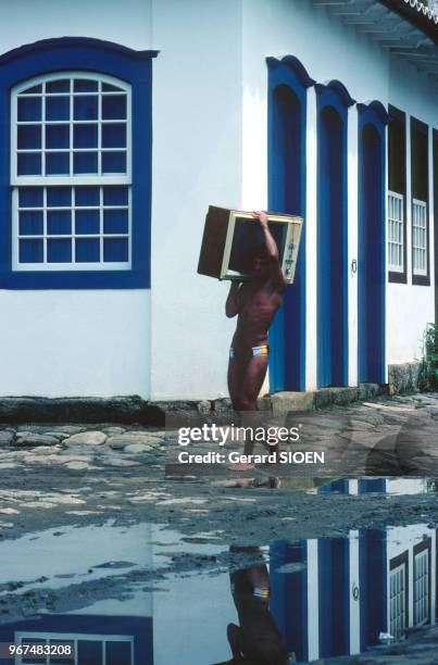 Brésil, état Rio de Janeiro, Paraty et son architecture coloniale//Brazil, state Rio de Janeiro, Paraty and its colonial architecture, circa 1980.