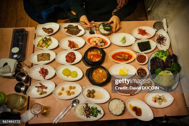 Repas traditionnel, Province de Gyeongsangbuk, Corée du Sud.