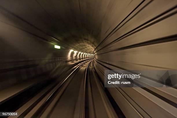 moving in tunnel - järnvägstunnel bildbanksfoton och bilder