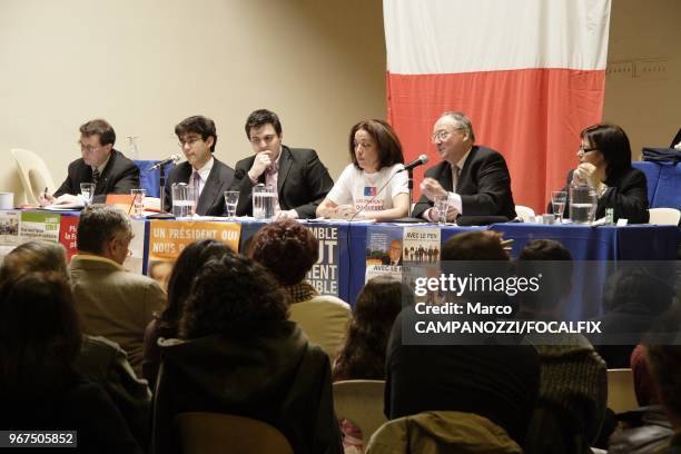 L'initiative de l'Assemblee des Francais a l'etranger et de l'Union francaise, plusieurs debats ont ete organises a Montreal, avec les representants...