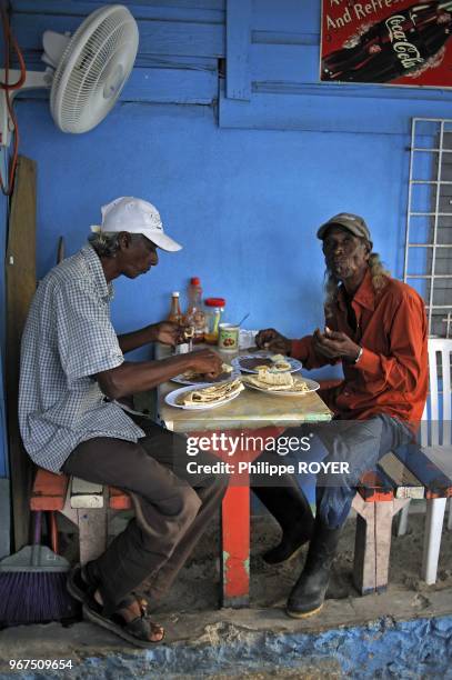 Brothers, twin, Ambergris caye, Belize.