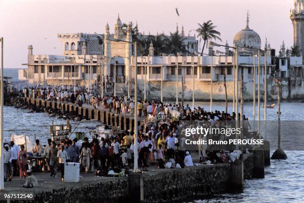 313 Haji Ali Dargah Photos and Premium High Res Pictures - Getty Images 313 Haji Ali Dargah Photos and Premium High Res Pictures - Getty Images