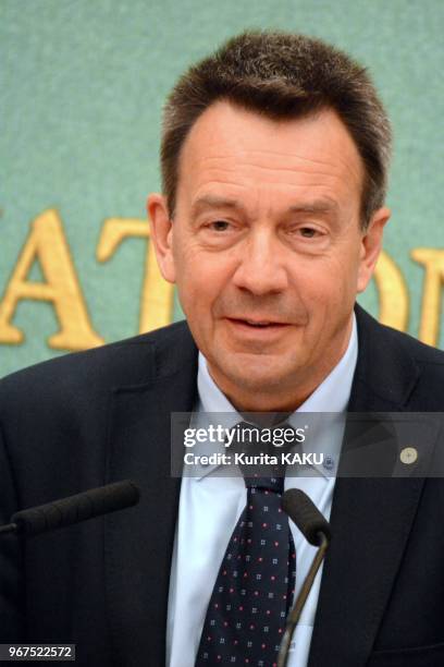 Peter Maurer, président du Comité international de la Croix-Rouge lors d'une conférence de presse le 13 février 2015 au Japan National Press Club,...