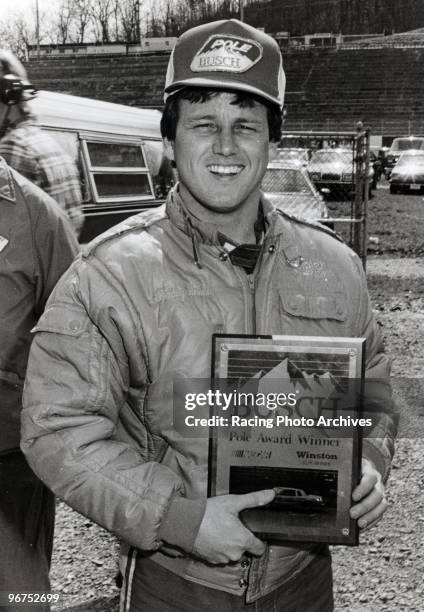 Ricky Rudd Record 52 Valleydale 500 Photos & High Res Pictures - Getty Images