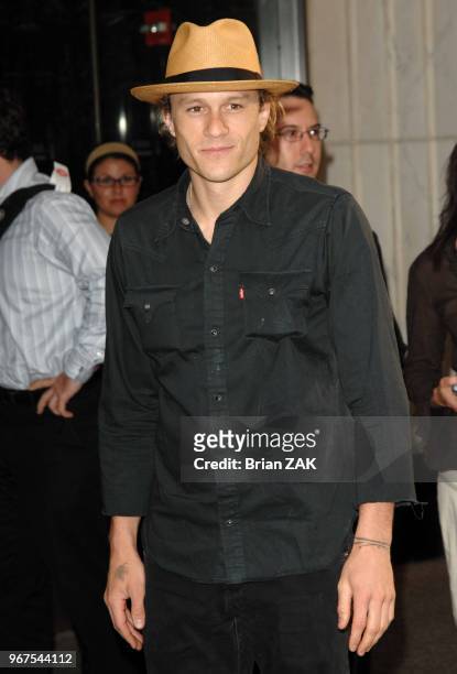Heath Ledger arrives to a special screening of "Rescue Dawn" held at Dolby Screening Room, New York City BRIAN ZAK.