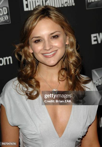 Rachael Leigh Cook arrives to Entertainment Weekly's New York Oscar Viewing Party held at Elaine's, New York City BRIAN ZAK.
