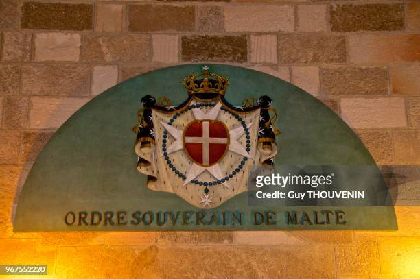Emblème de l'Ordre souverain de Malte, en français , le Palais du Grand Maître, l'île de Rhodes.