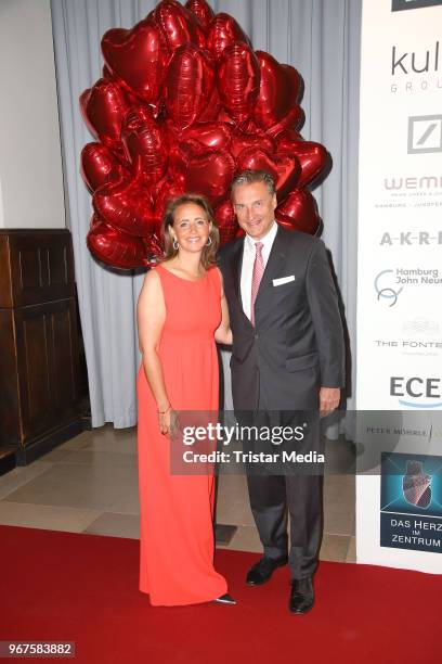 Jonica Jahr-Goedhart and Jan Peter Goedhart attend the Charity Gala 'Das Herz im Zentrum' on June 4, 2018 in Hamburg, Germany.