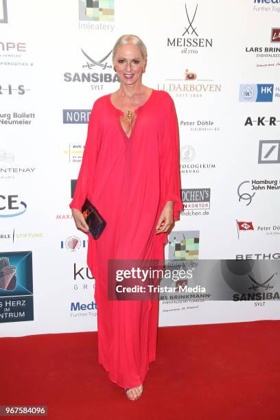 Petra van Bremen attends the Charity Gala 'Das Herz im Zentrum' on June 4, 2018 in Hamburg, Germany.