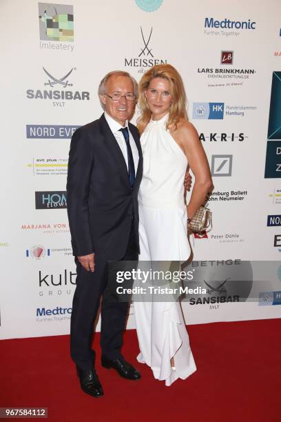 Bernd Wehmeyer and Susanne Steinkraus attend the Charity Gala 'Das Herz im Zentrum' on June 4, 2018 in Hamburg, Germany.