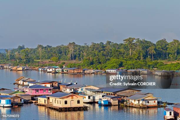 Amérique du Sud, Brésil,état d'Amazonas, bassin du fleuve Amazone, Tapaua, ville en partie flottante à la jonction du rio Purus et du rio Ipixuna.