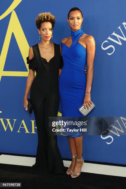 Carly Cushnie and Lais Ribeiro attend the 2018 CFDA Awards at Brooklyn Museum on June 4, 2018 in New York City.