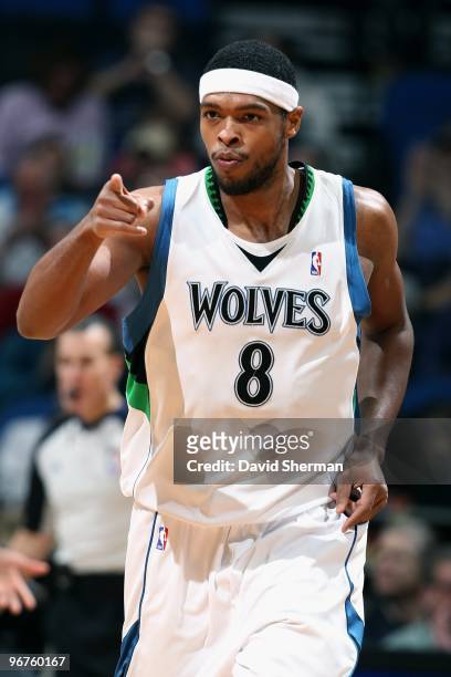 Ryan Gomes of the Minnesota Timberwolves runs down the court during the game against the Los Angeles Clippers on January 29, 2010 at the Target...
