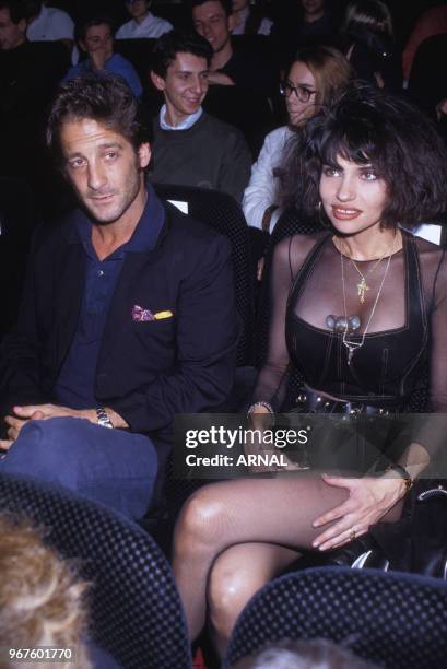 Vincent Lindon et Béatrice Dalle lors de la soirée 37,2° le 25 mai 1991 à Paris, France.