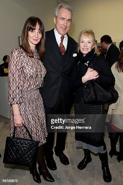 Lauren Gurvich, Jeremy Keen and British actress Lindsay Duncan attend the Irvin Penn Private View at the National Portrait Gallery on February 16,...