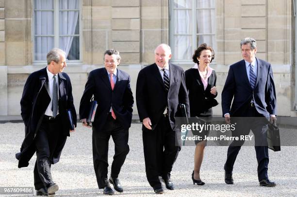 Jean-Louis Borloo et ses collègues lors du conseil des ministres le 19 mars 2008 à Paris , France.
